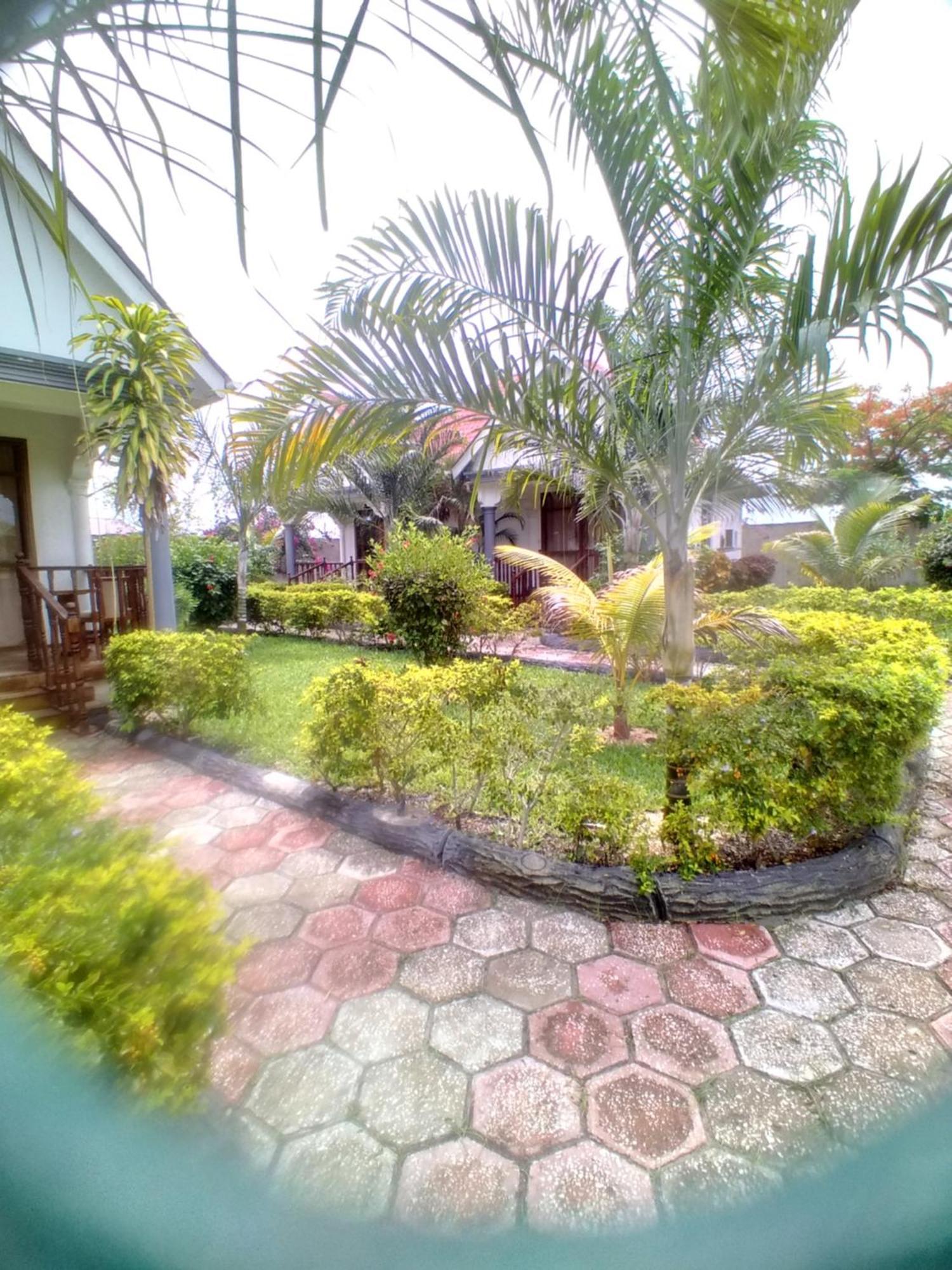 Relax Hotel Taj นูงวี ภายนอก รูปภาพ