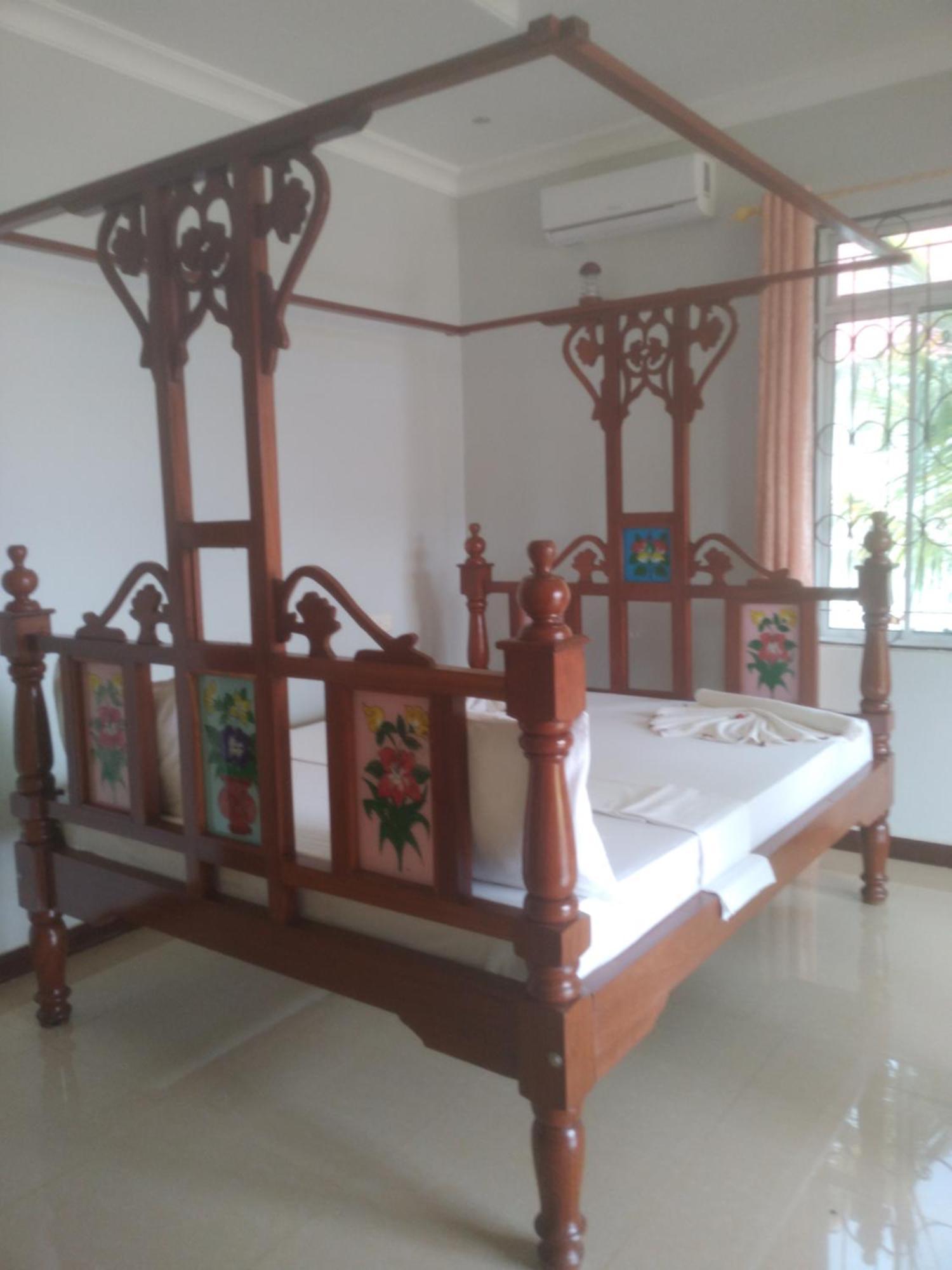 Relax Hotel Taj นูงวี ภายนอก รูปภาพ