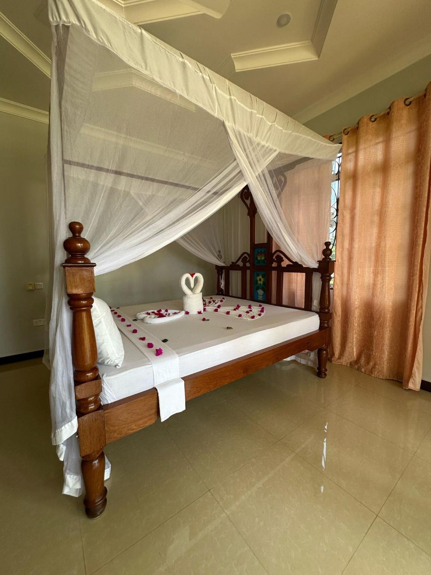 Relax Hotel Taj นูงวี ภายนอก รูปภาพ