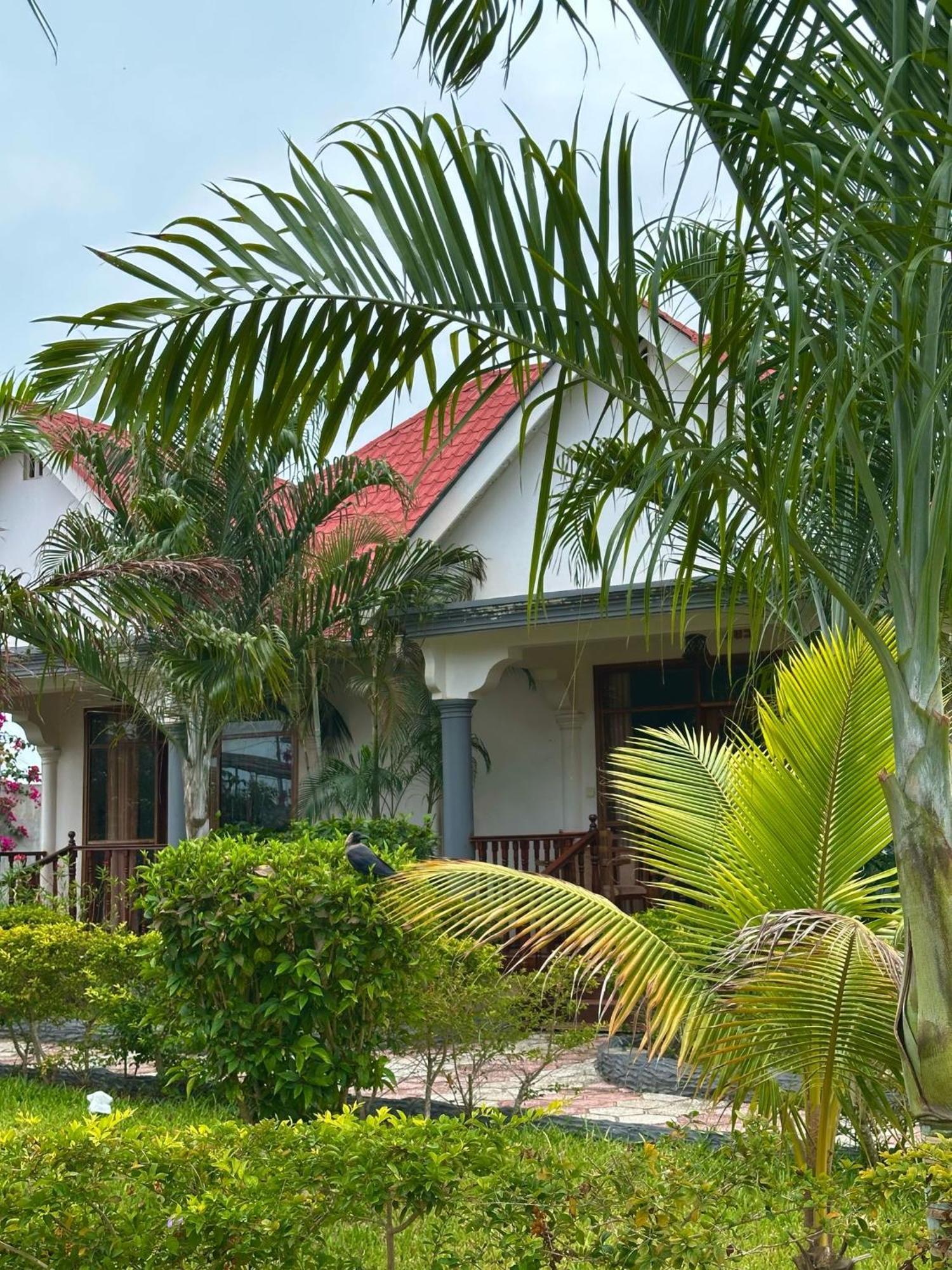 Relax Hotel Taj นูงวี ภายนอก รูปภาพ