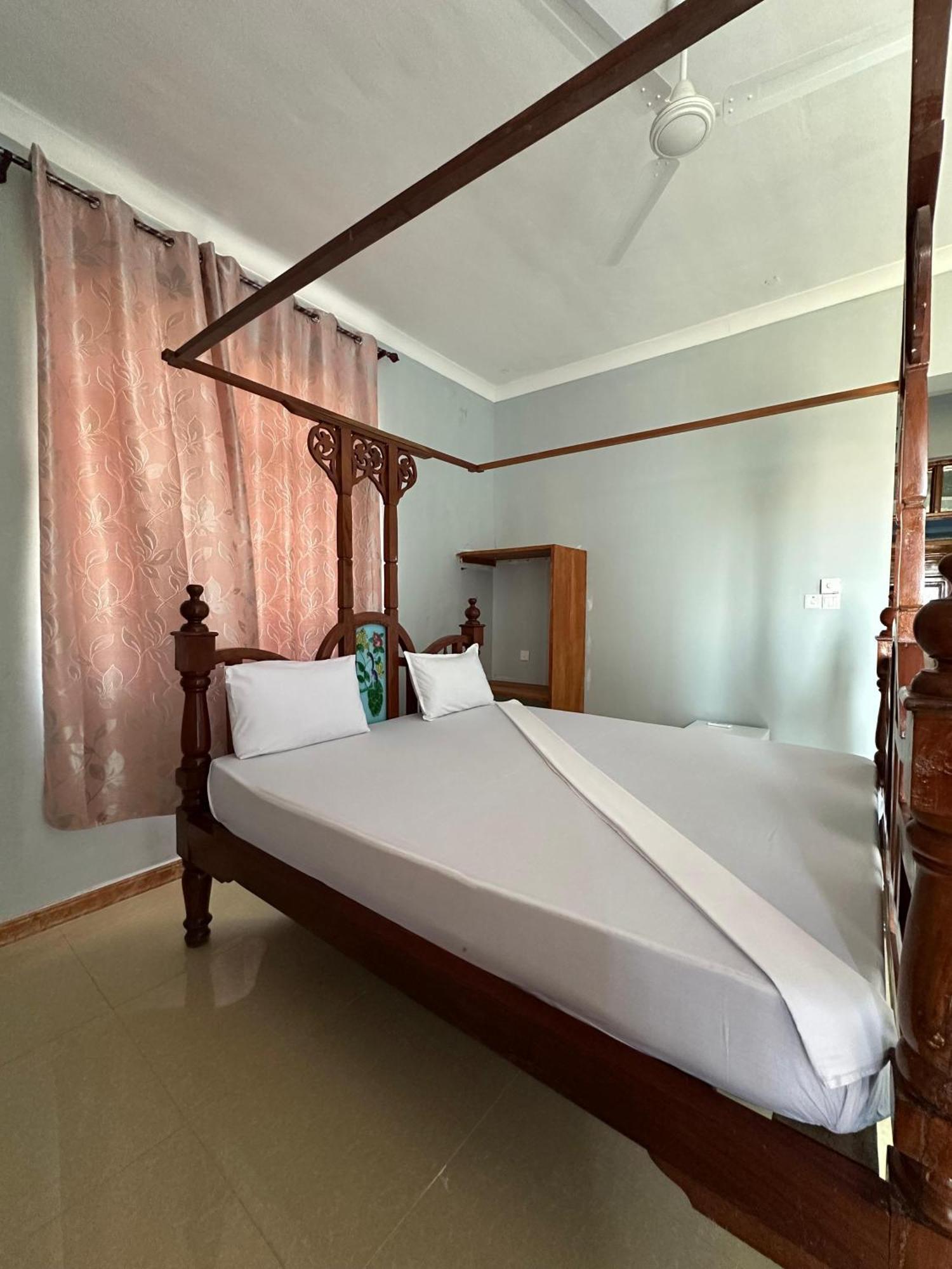 Relax Hotel Taj นูงวี ภายนอก รูปภาพ